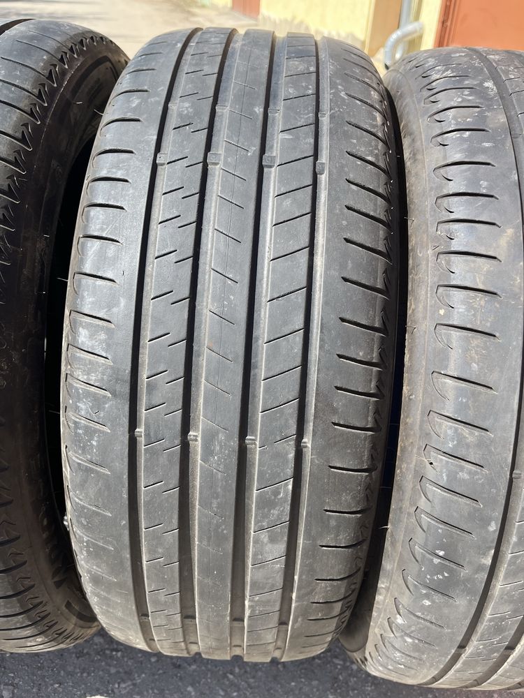 4 бр. летни гуми 245/45/20 и 275/40/20 Bridgestone RSC DOT 0621 4,5 mm