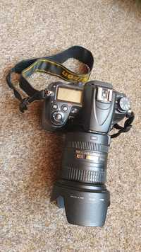Nikon D7000 body + Nikon AF-S DX Nikkor 18-200mm VR