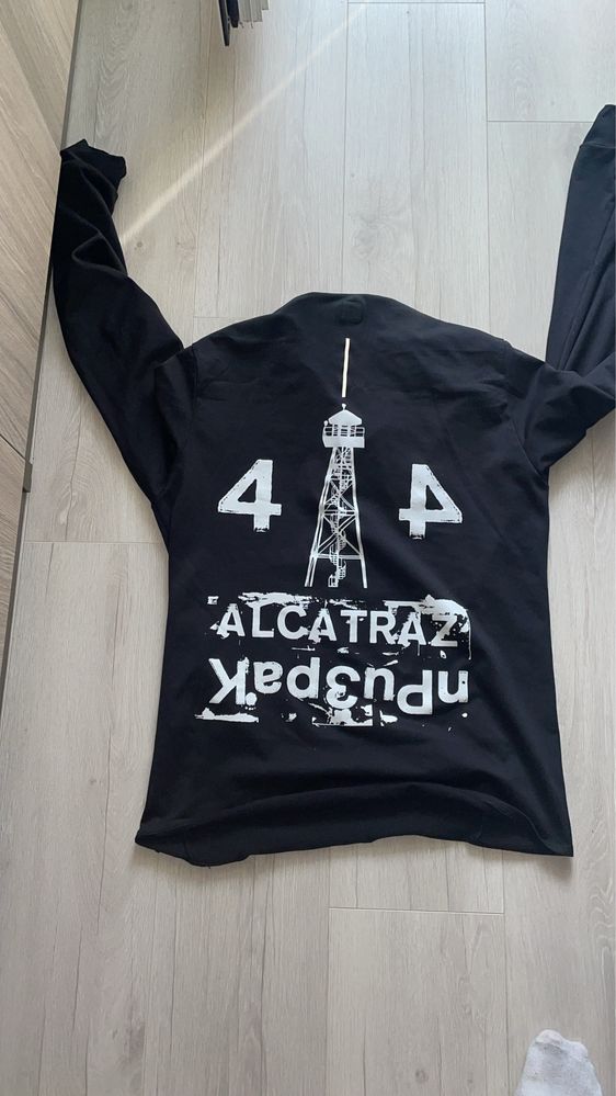 Продавам alcatraz prizrak