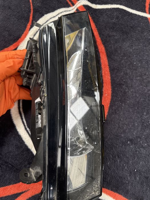 proiector față stânga Skoda Octavia 3 cod 5EO941699F