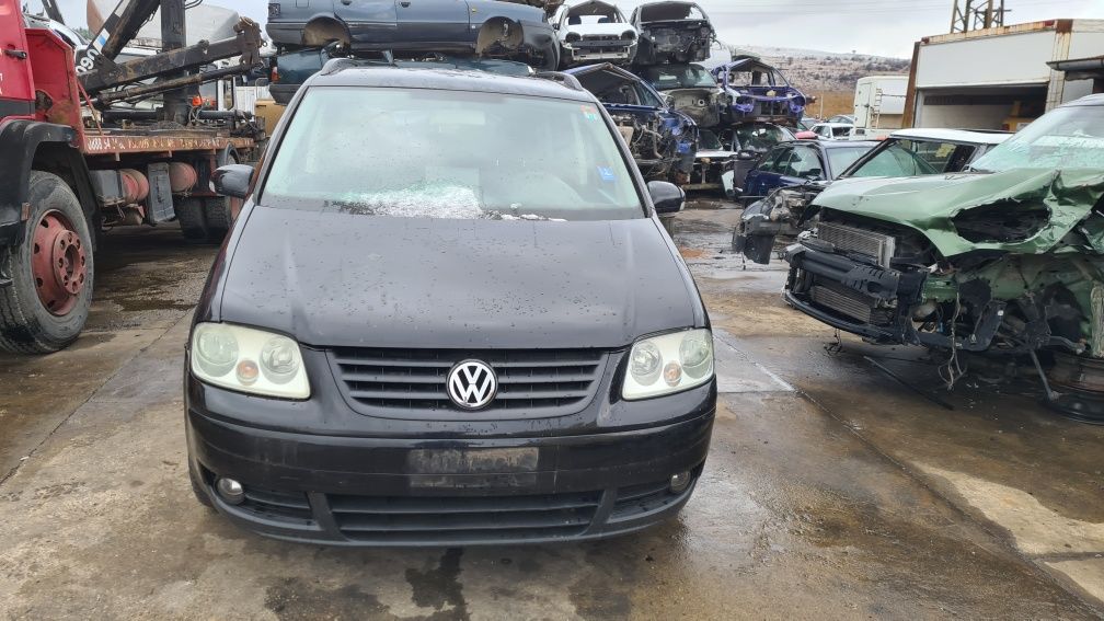 Volkswagen Touran 1.9 6ck  на части