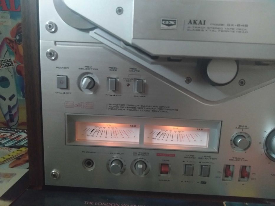 AKAI GX-646  Auto Reverse/ 6-Head/cu Role si Adaptoare