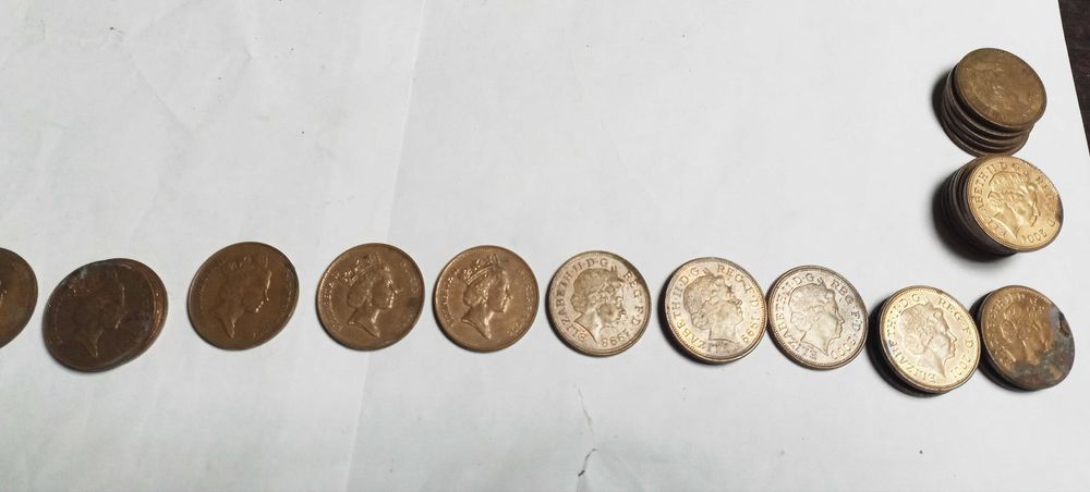 Монети от 1 и 2 пенса