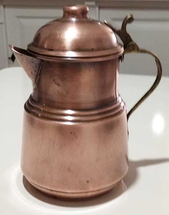 9 vase din cupru vechi lucrate manual