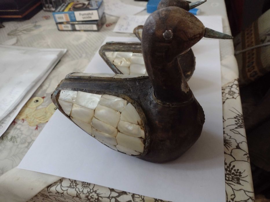 Obiecte vechi decorative