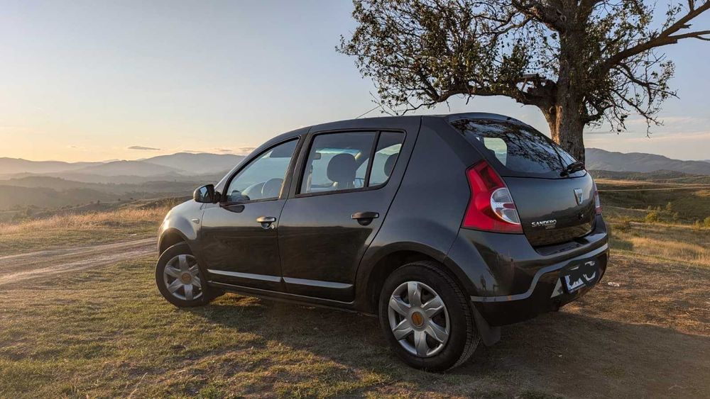 Dacia Sandero 2008
