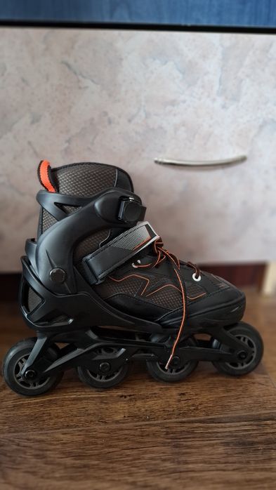 Vand role Oxelo noi pentru copii mărimea 35-38 (mărimea e reglabila)