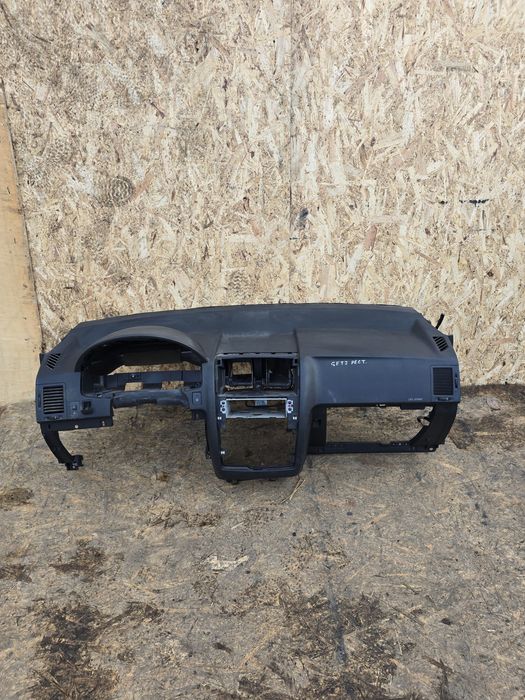 Торпедо панель Хендай гетз Hyundai Getz