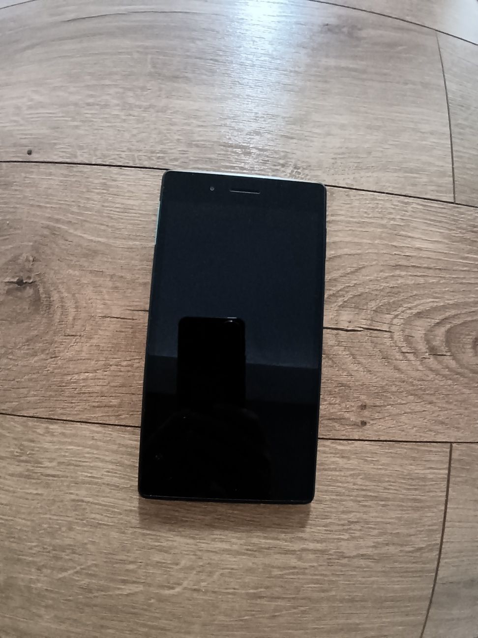 таблет Lenovo TAB 7 Essential 16 GB 1 GB RAM 7'' черен