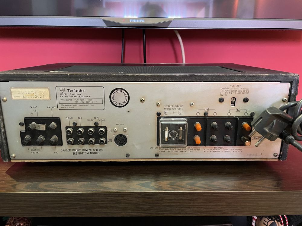 Technics FM/AM Stereo receiver