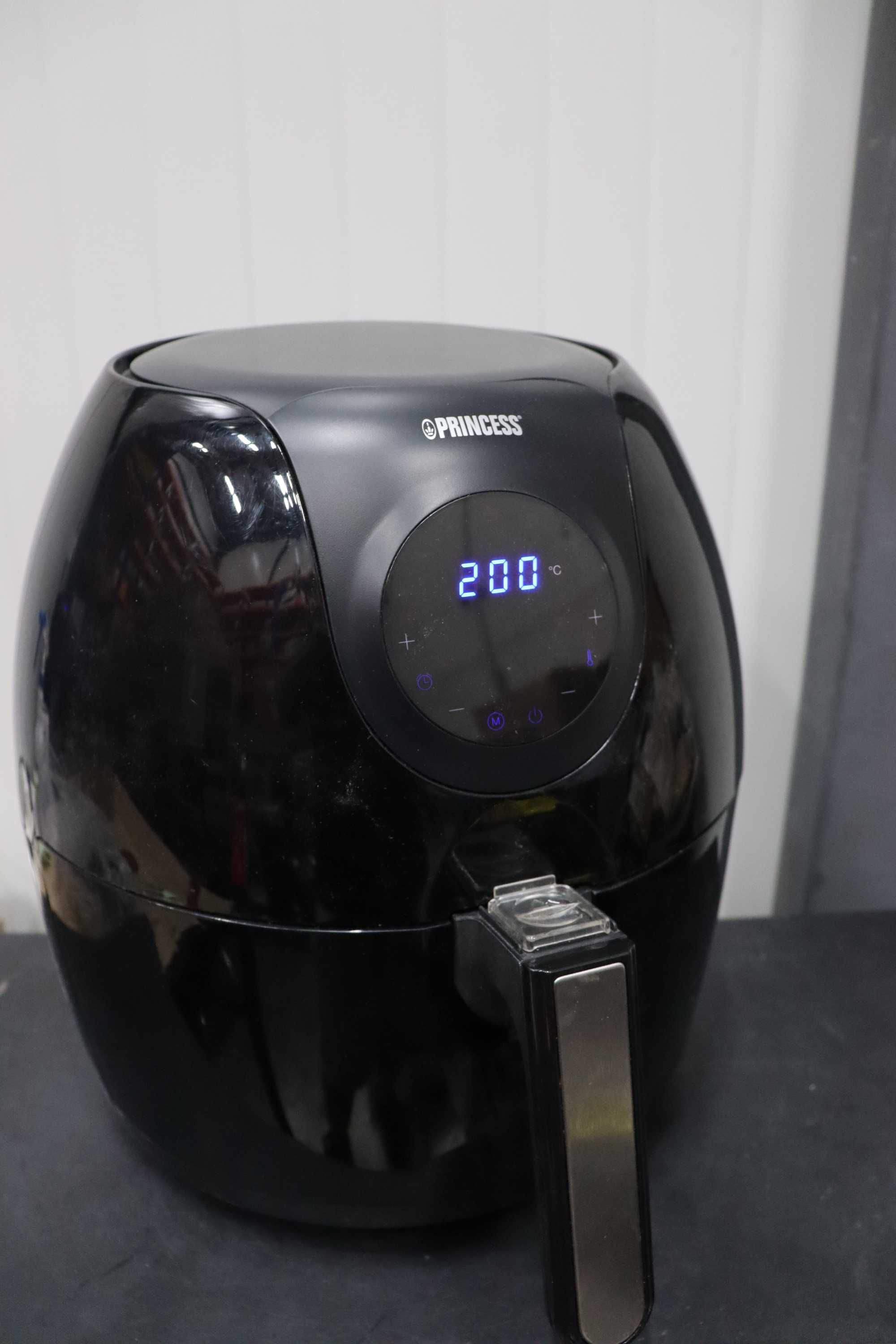 Princess Фритюрник с горещ въздух Air Fryer, 5.2л. 1700W