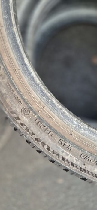 Anvelope 265/35/18 Iarna DOT2023