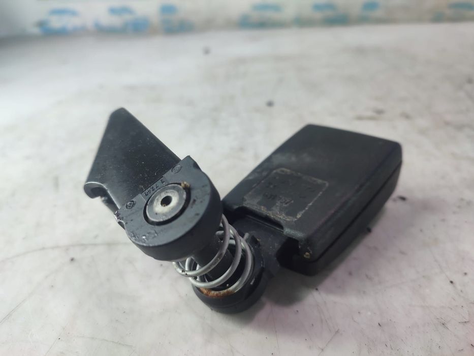 Pretensioner spate 7059772 BMW Seria 5 E60/E61 [facelift] [2007 - 201