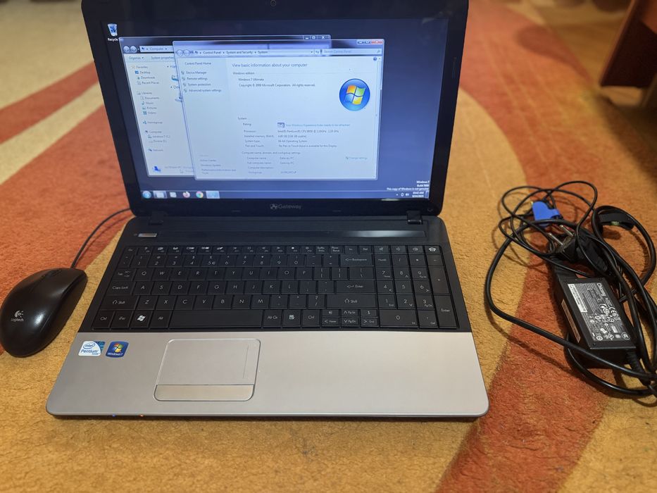 Laptop Gateway 15,6 inch cu incarcator si mouse