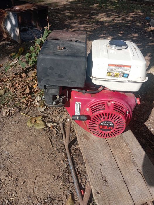 Vând motor moto generator Honda 13 k