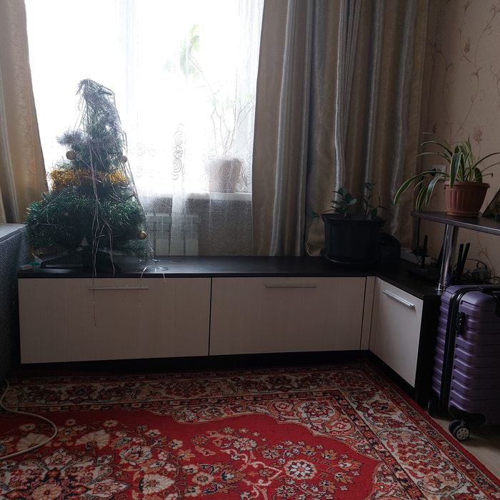 Продам стол за 40000