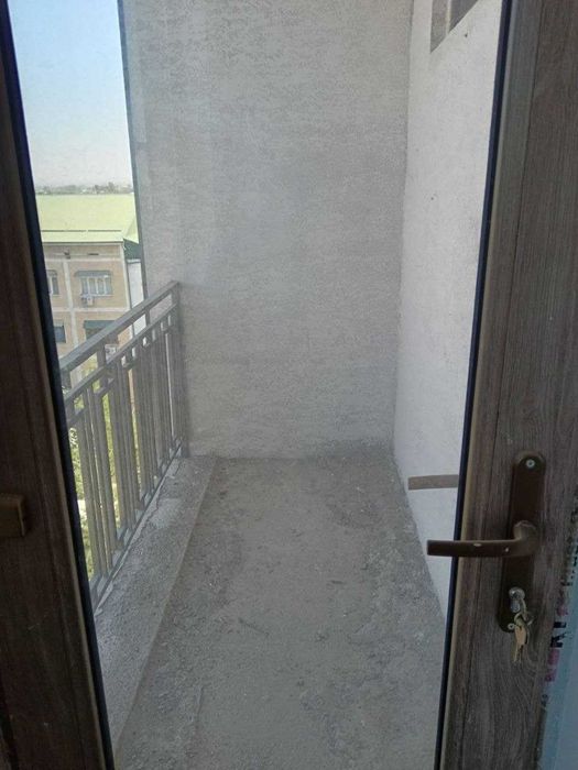 НОВОСТРОЙКА Андижон шахрида сотилади 2-та балкон,