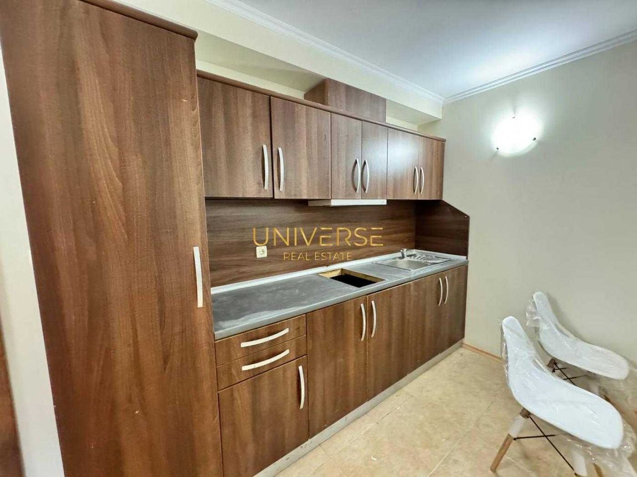 Продава се Двустаен апартамент в к.к. Слънчев бряг - 54 кв.м за 880 €/кв.м - Снимка #3