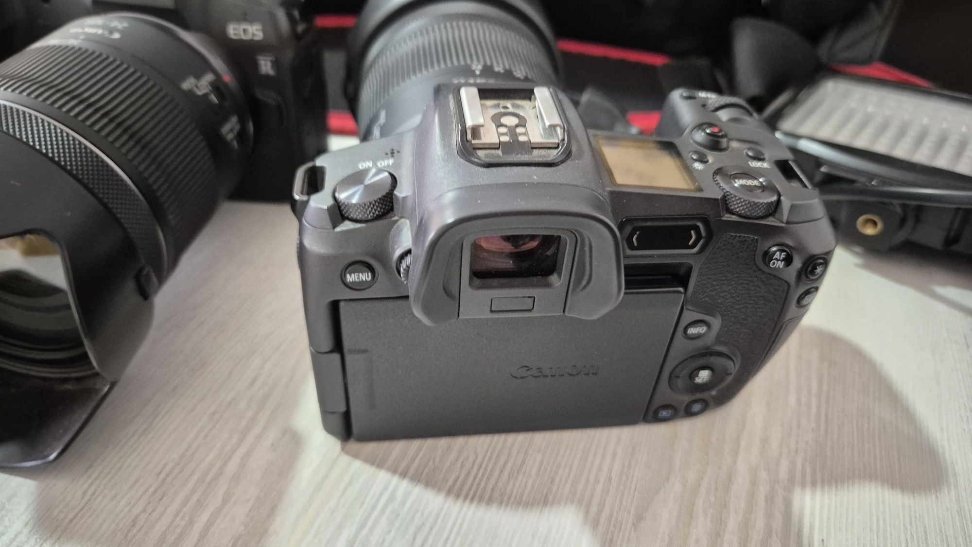 CANON EOS R фотоапарат сотилади