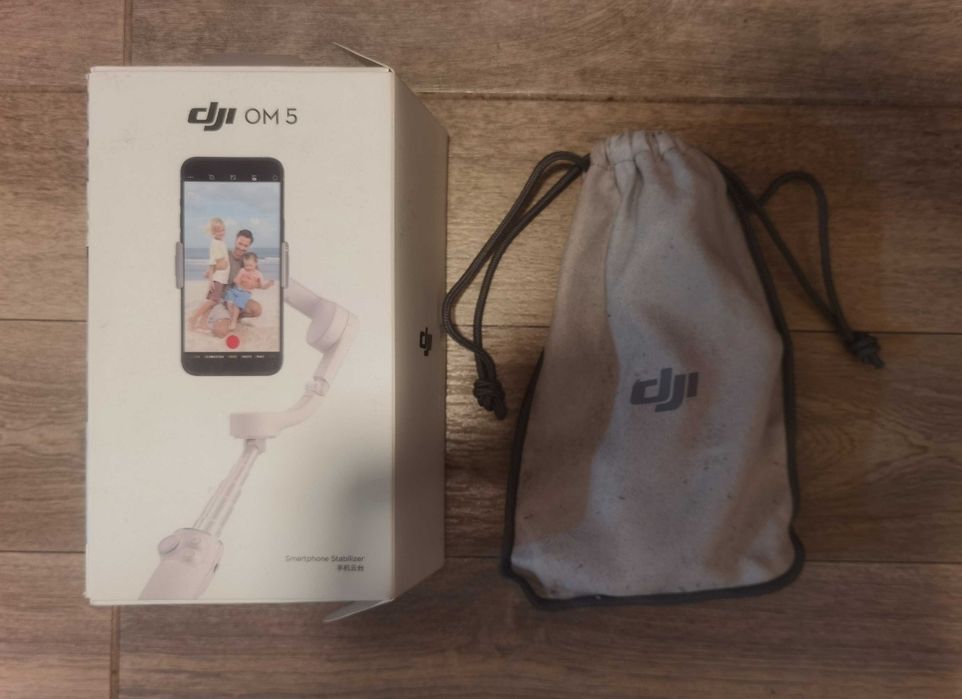 Sistem stabilizare smartphone DJI OM 5 stabilizator gimbal cu trepied