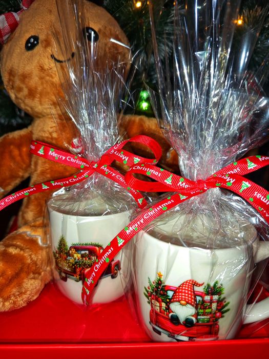 Коледни чаши за скъпи приятели