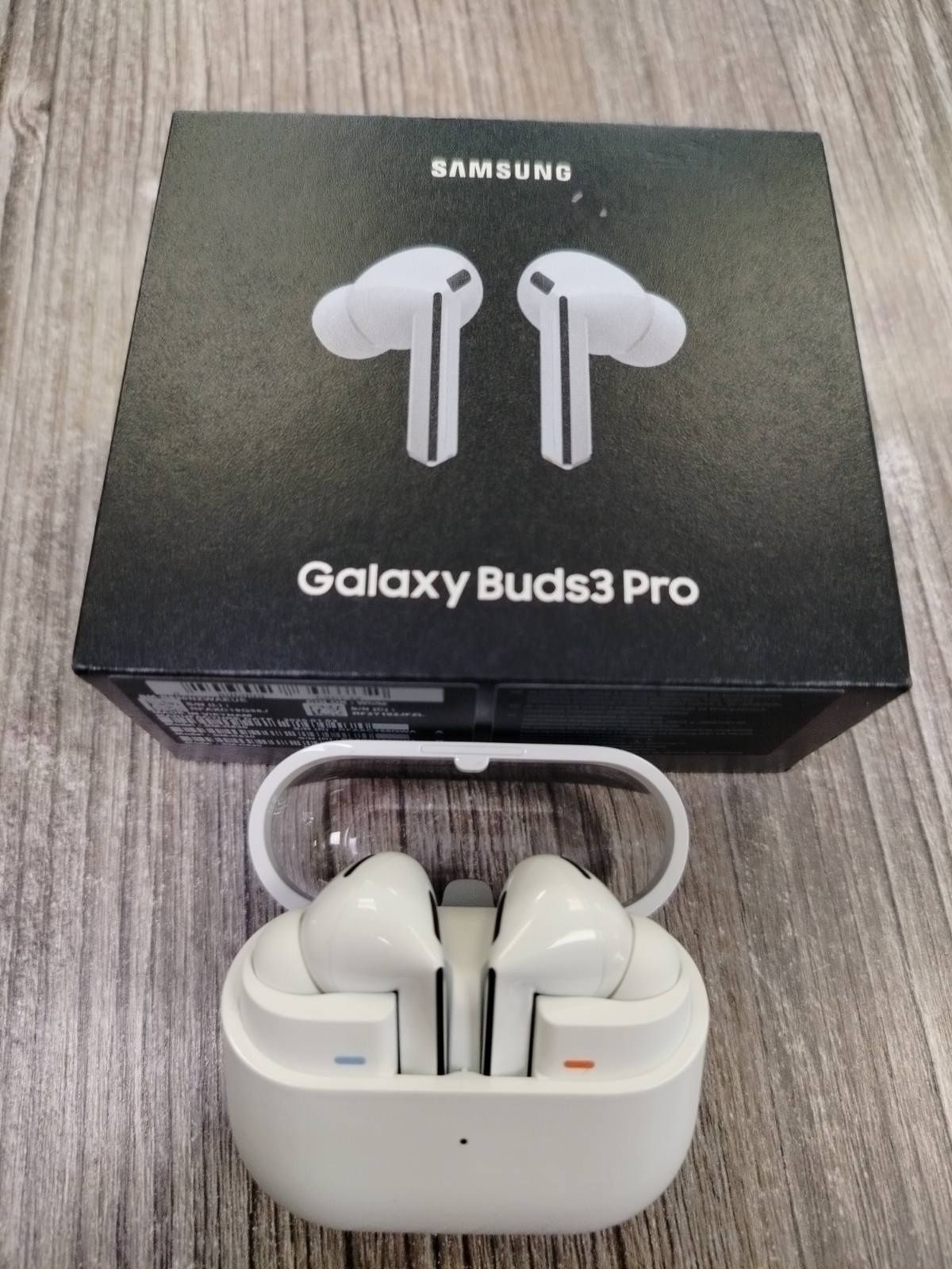 Samsung Galaxy Buds 3 Pro / Нови