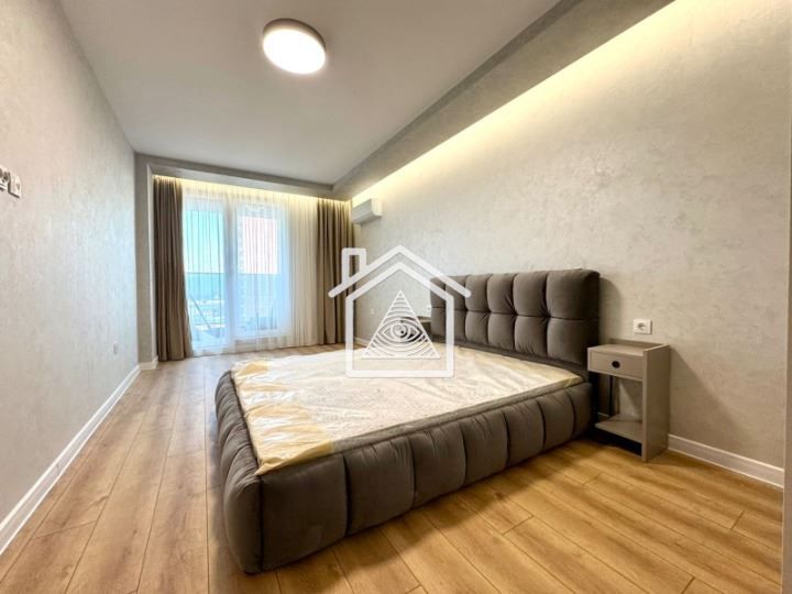 Продава се Двустаен апартамент в Пловдив, Гагарин - 74 кв.м за 1865 €/кв.м - Снимка #4