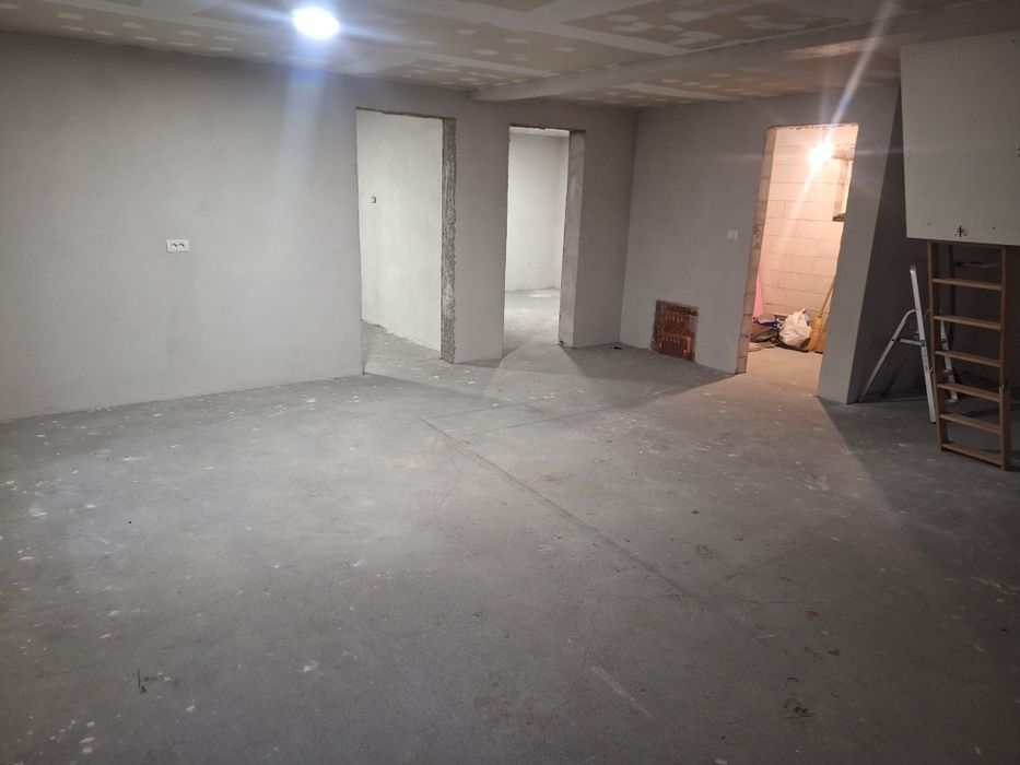 Proprietar vînd casa nouă localitatea iratoș [intabulata]