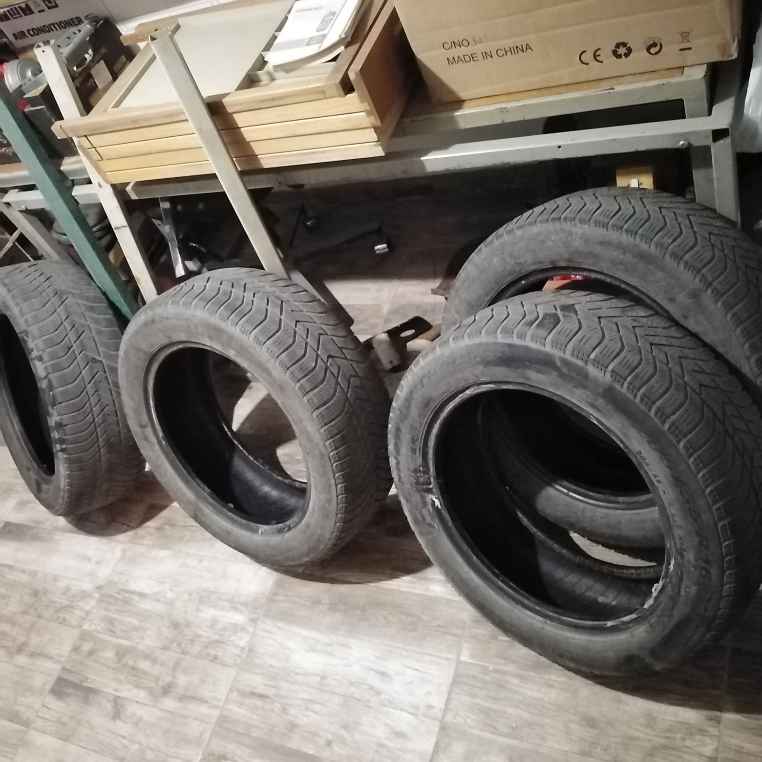 Продавам Гуми Pirelli 205/55/16