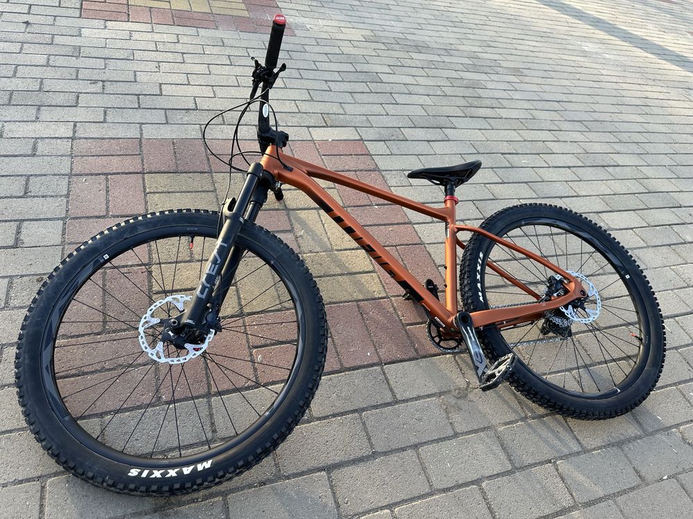 Продам велосипед Giant Fathom L