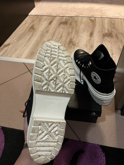 Дамски високи обувки converse