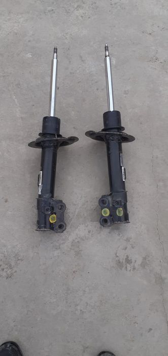 Продаётся амортизатор