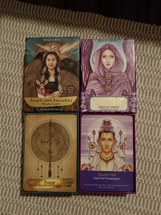 Оракулски/гадателски карти (oracle cards)