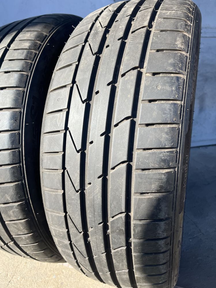 2 бр. летни гуми 225/45/19 Hankook 6+ mm DOT 1620