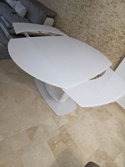 Masa și scaune lux!