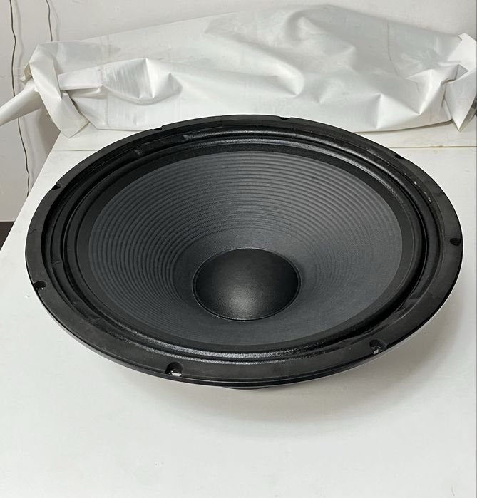 18" дюмовый динамик новая RMS-300 ватт