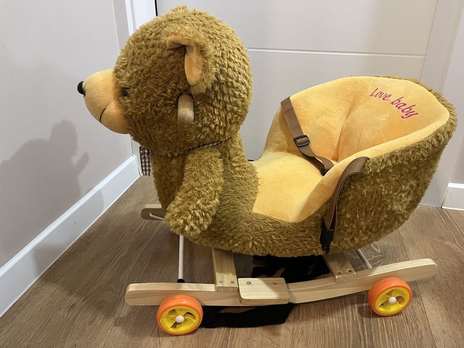 Balansoar muzical ursulet