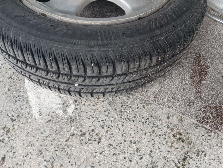 Джанти и гуми за Нисан