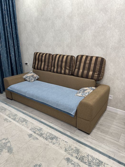 Продам Диван Шатура