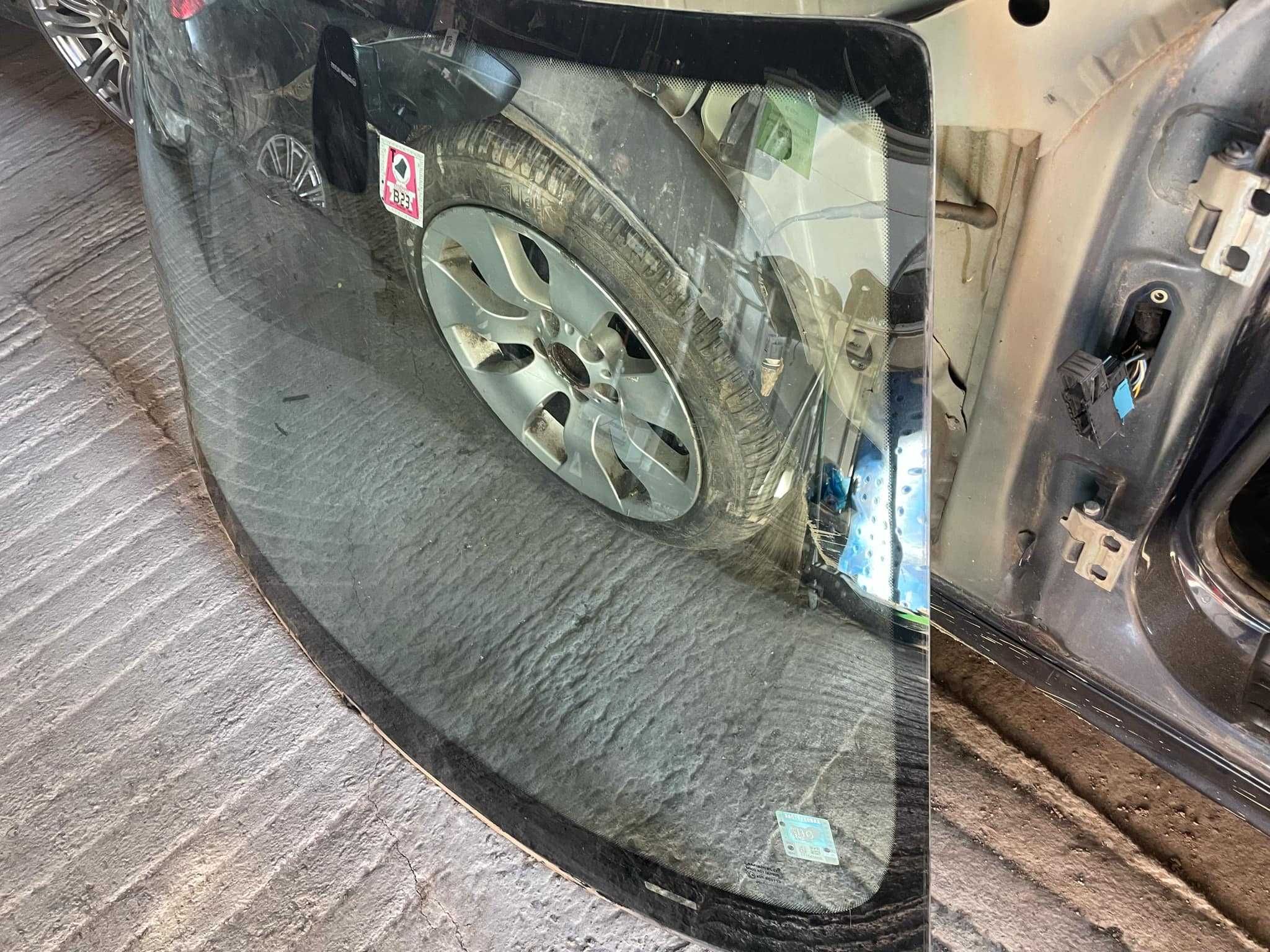 Преден прозорец BMW E46 купе