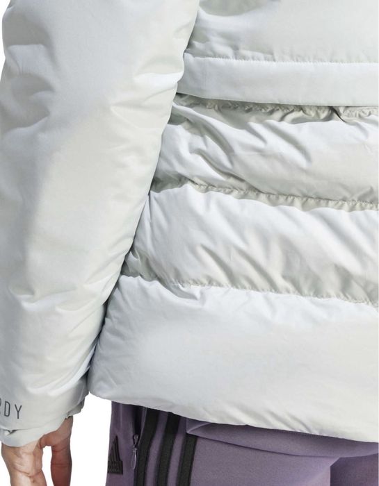 Яке Adidas зимно