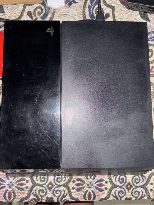 Продам игровую приставку пс4