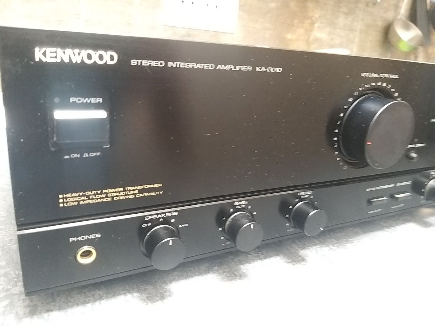 Amplificator stereo Kenwood ka 5010 2x80w rms 8ohmi