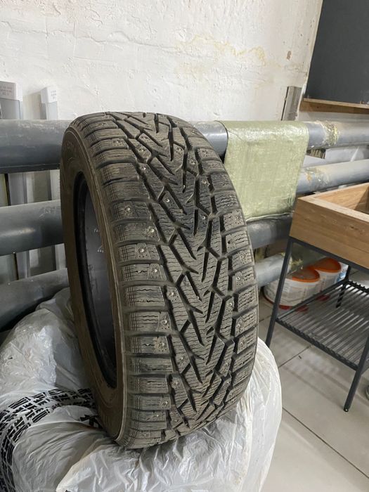 Зимние шины Nokian Tyres Nordman 7. 215/60 R16. Б/у