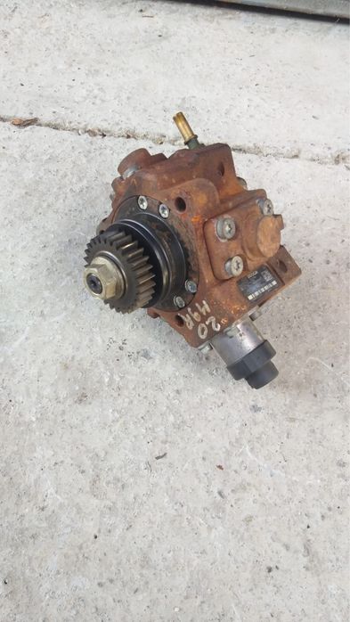 Pompa Inalta Nissan Qashqai 2.0 DCI cod 8200690744 an 2007 - 2015