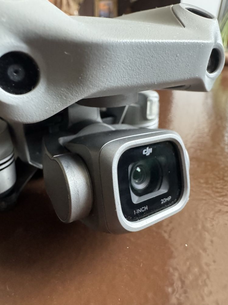 Дрон DJI Air 2S Fly More Combo