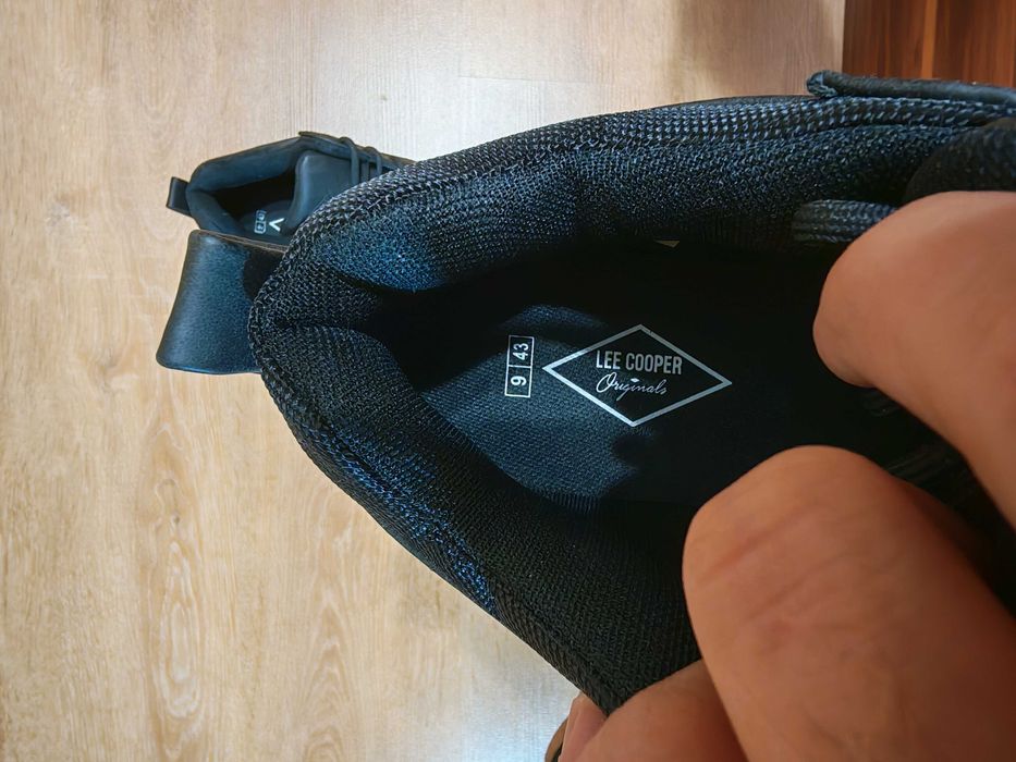 HOBИ Мъжки обувки Lee Cooper 43 номер