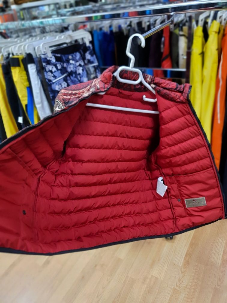 Geaca puf Etro Milano dama M,impecabila
