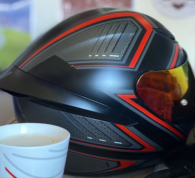 vand casca AGV K1 s marimea m( nu o mai folosesc)