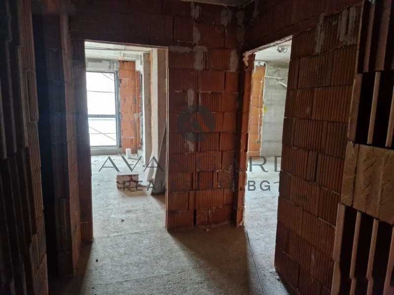 оф.23483 Двустаен с акт 14 в малка бутикова сграда/ Смирненски